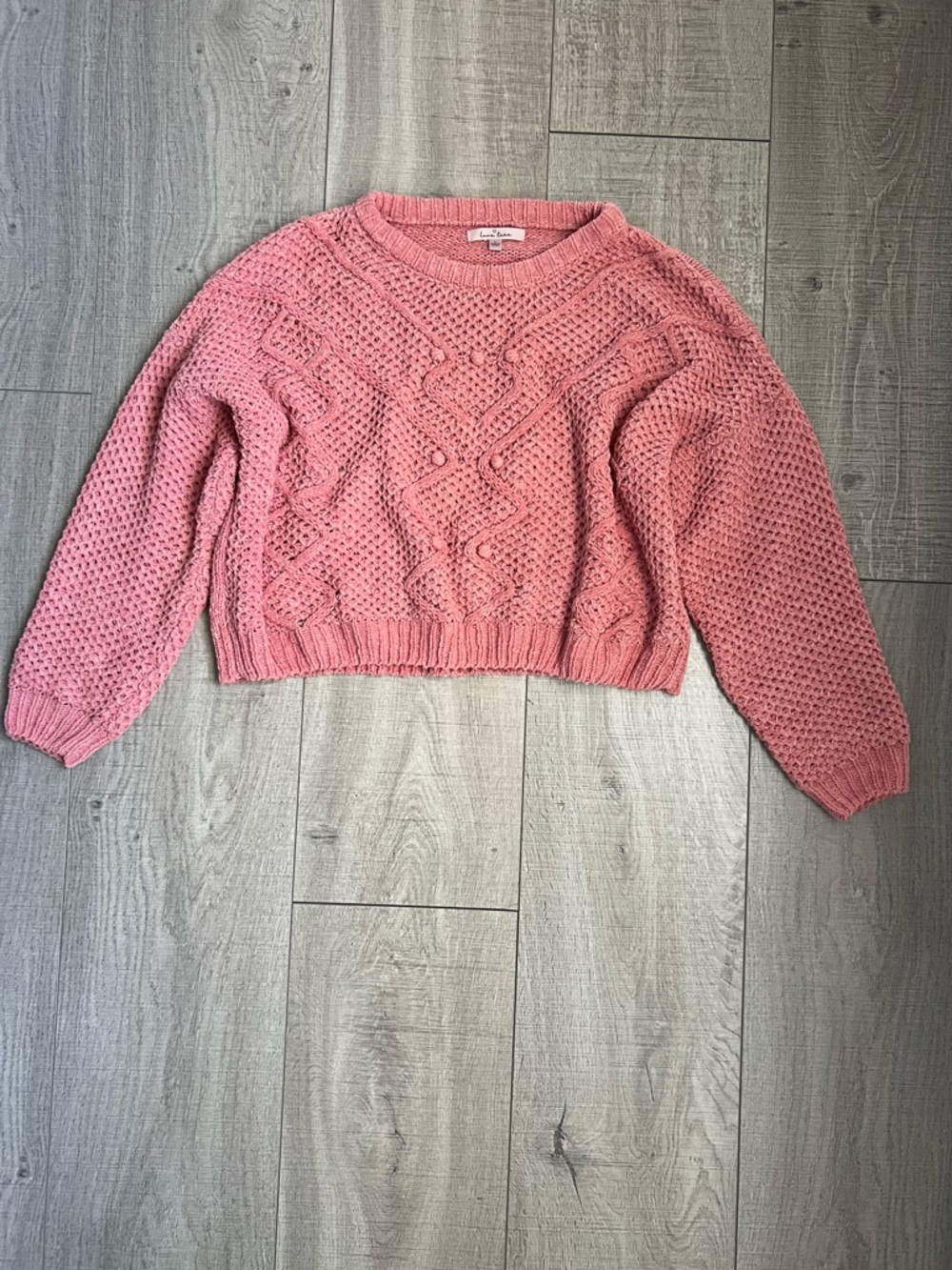 Love Tree Coral Cable Knit Sweater Size Large
